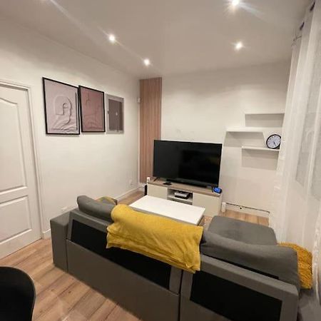 Charmant Appartement Americain Saint-Denis  Bagian luar foto