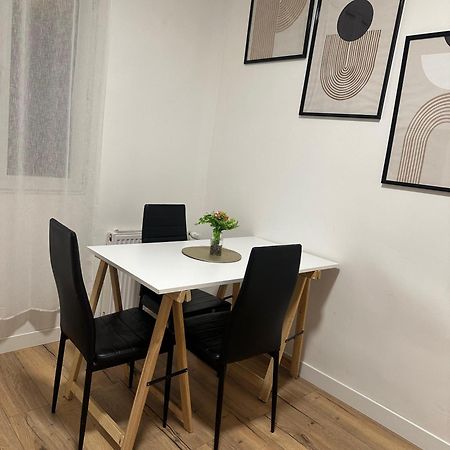 Charmant Appartement Americain Saint-Denis  Bagian luar foto