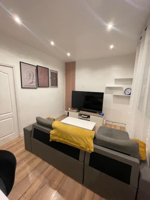 Charmant Appartement Americain Saint-Denis  Bagian luar foto